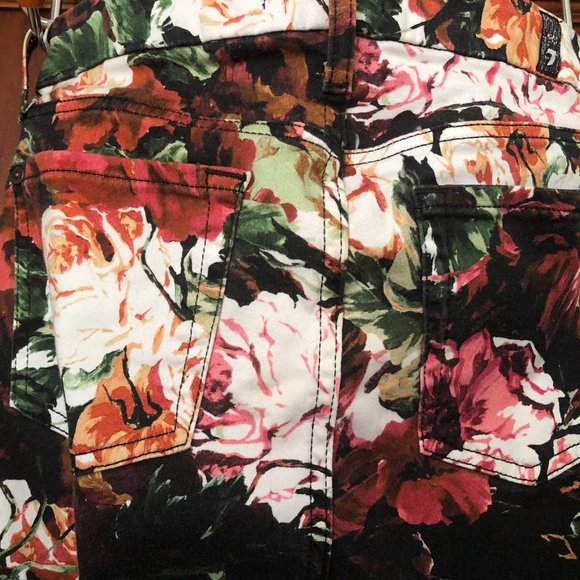 FLORAL PRINT BLACK WHITE RED PINK CREAM JEANS WITH POCKETS SIZE 6 7FORALLMANKIND - Picture 3 of 4